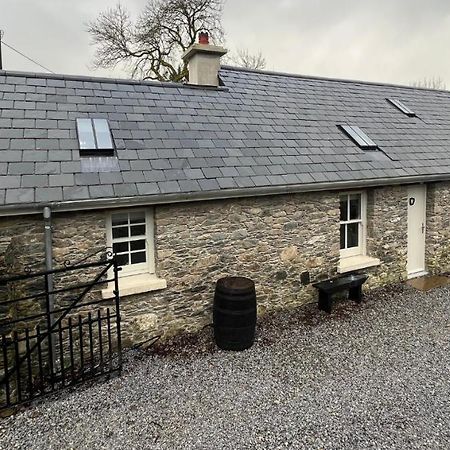 Newly Renovated Stone Cottage Located 2.5 Miles From Killarney Town Teernaboul المظهر الخارجي الصورة