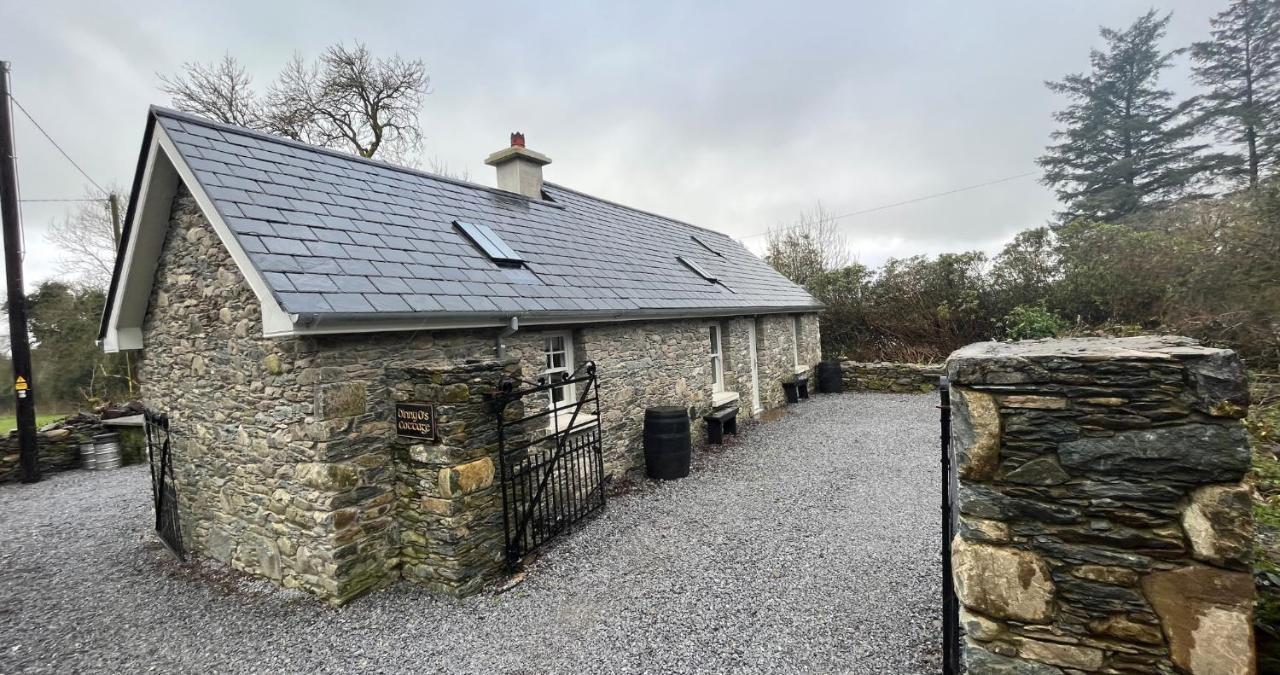 Newly Renovated Stone Cottage Located 2.5 Miles From Killarney Town Teernaboul المظهر الخارجي الصورة
