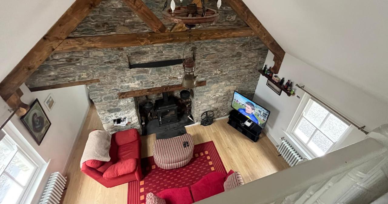Newly Renovated Stone Cottage Located 2.5 Miles From Killarney Town Teernaboul المظهر الخارجي الصورة